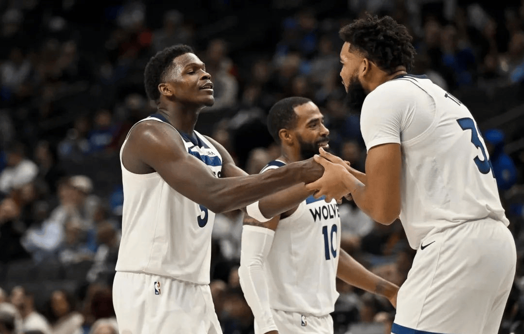 综合娱乐平台- 转折点！明尼苏达森林狼更衣室发声，国王杯关键时刻攻防权衡，底气十足，数据趋势出现新变化