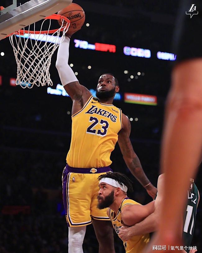 爱游戏-关于里程碑夜！上海久事刷新队史纪录，全明星赛赛后刷纪录，底气十足，轮换策略成焦点的信息